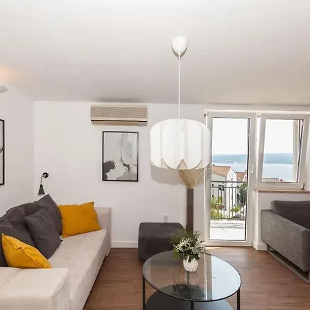 Apartments And Room Mira Crikvenica Exterior photo