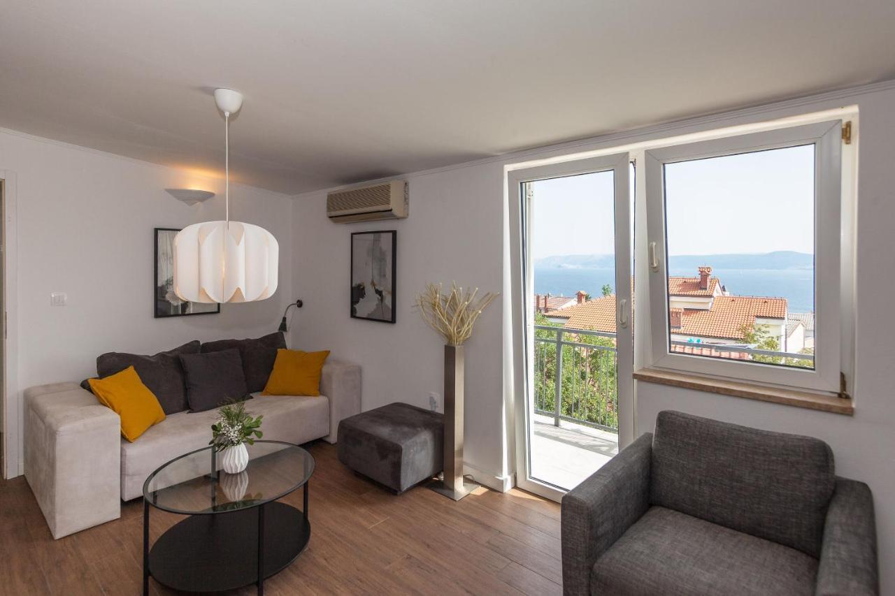 And Mira Apartment