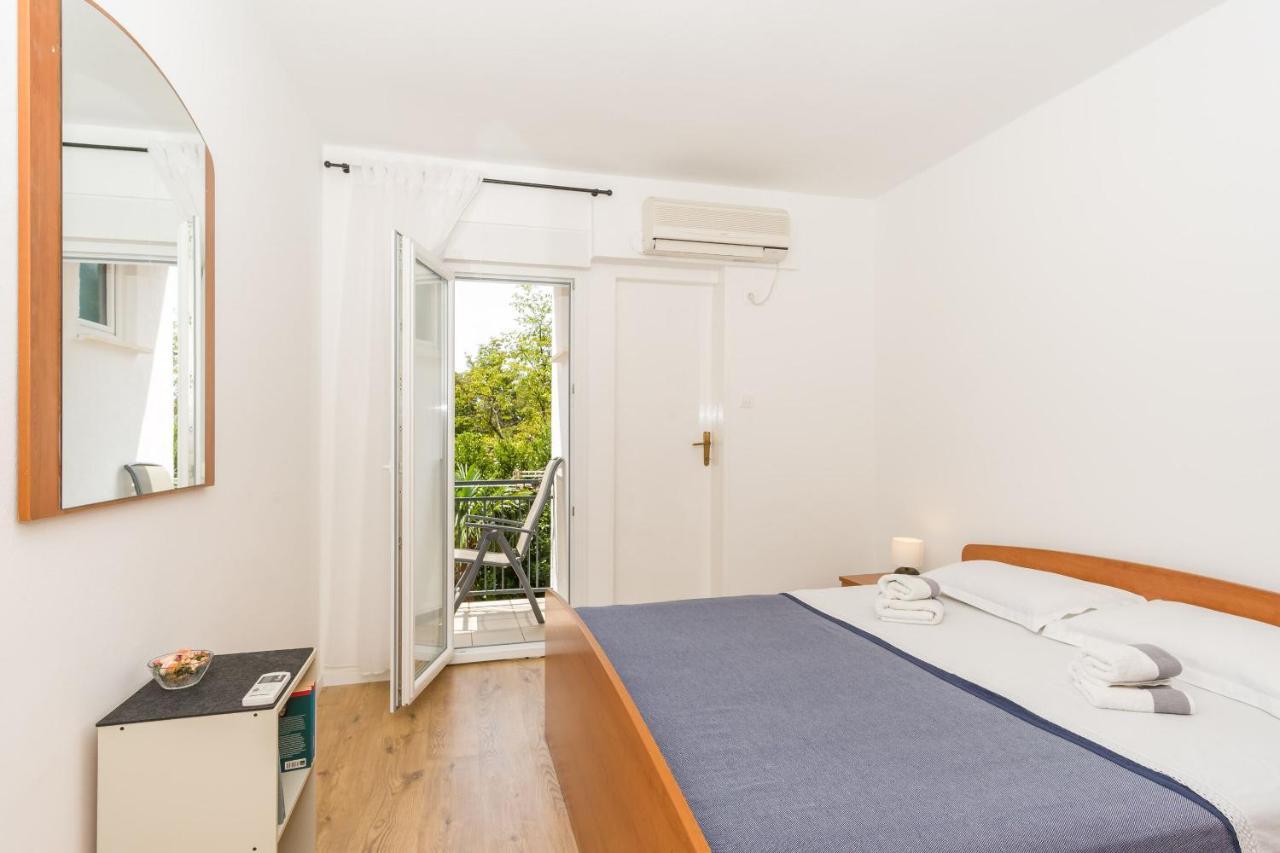 Apartment And Mira Crikvenica